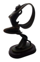 Скульптура "Красавица Ангара"